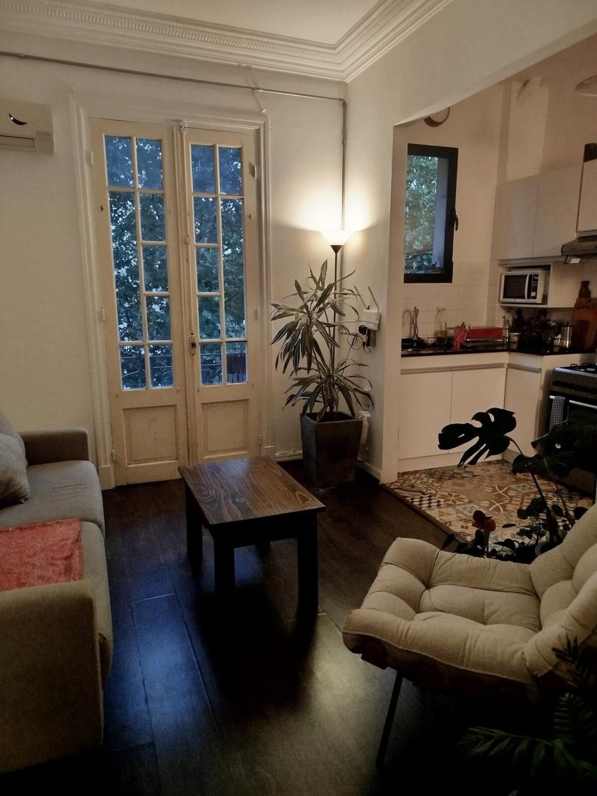 Comodo En Excelente Ubicacion * Montevideo